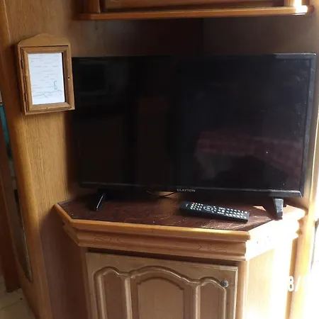 Calme De La Campagne Camping Le Torp-Mesnil